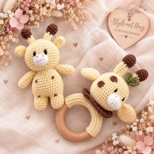 Gehäckelte Rasseltiere Baby Set Giraffe